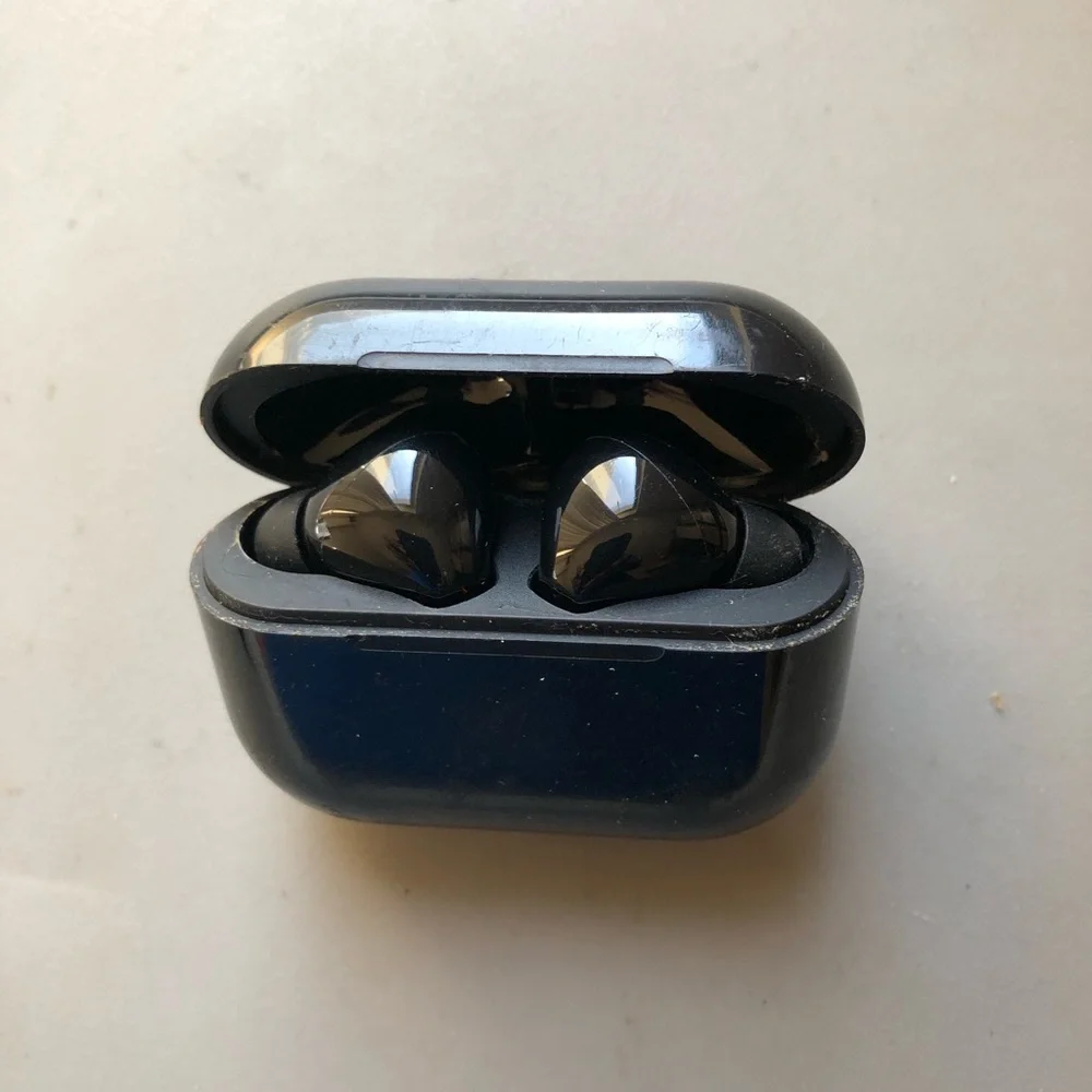 Products V2 Wireless Earbuds